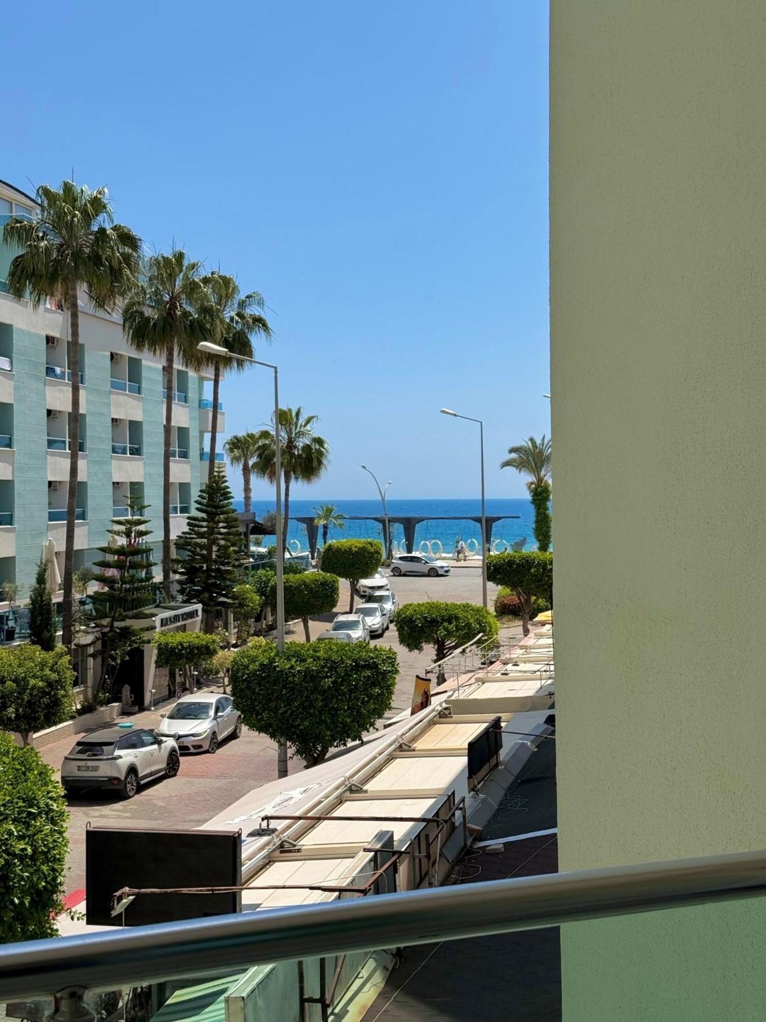 Sa Apartments! Beachfront Apartment With Sea View & Pool Alanya Exterior photo
