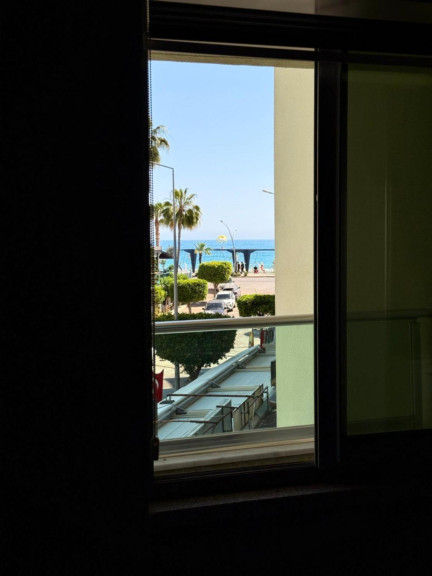 Sa Apartments! Beachfront Apartment With Sea View & Pool Alanya Exterior photo