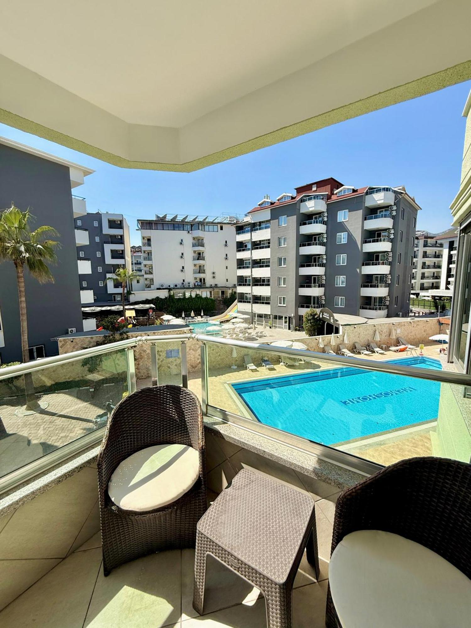 Sa Apartments! Beachfront Apartment With Sea View & Pool Alanya Exterior photo