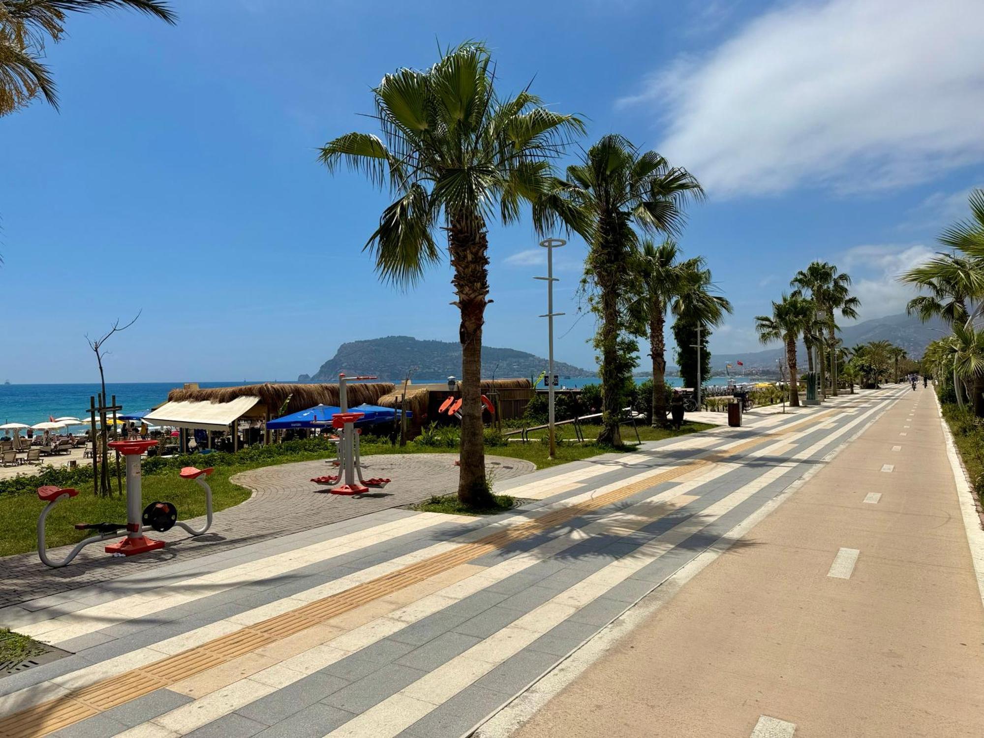 Sa Apartments! Beachfront Apartment With Sea View & Pool Alanya Exterior photo