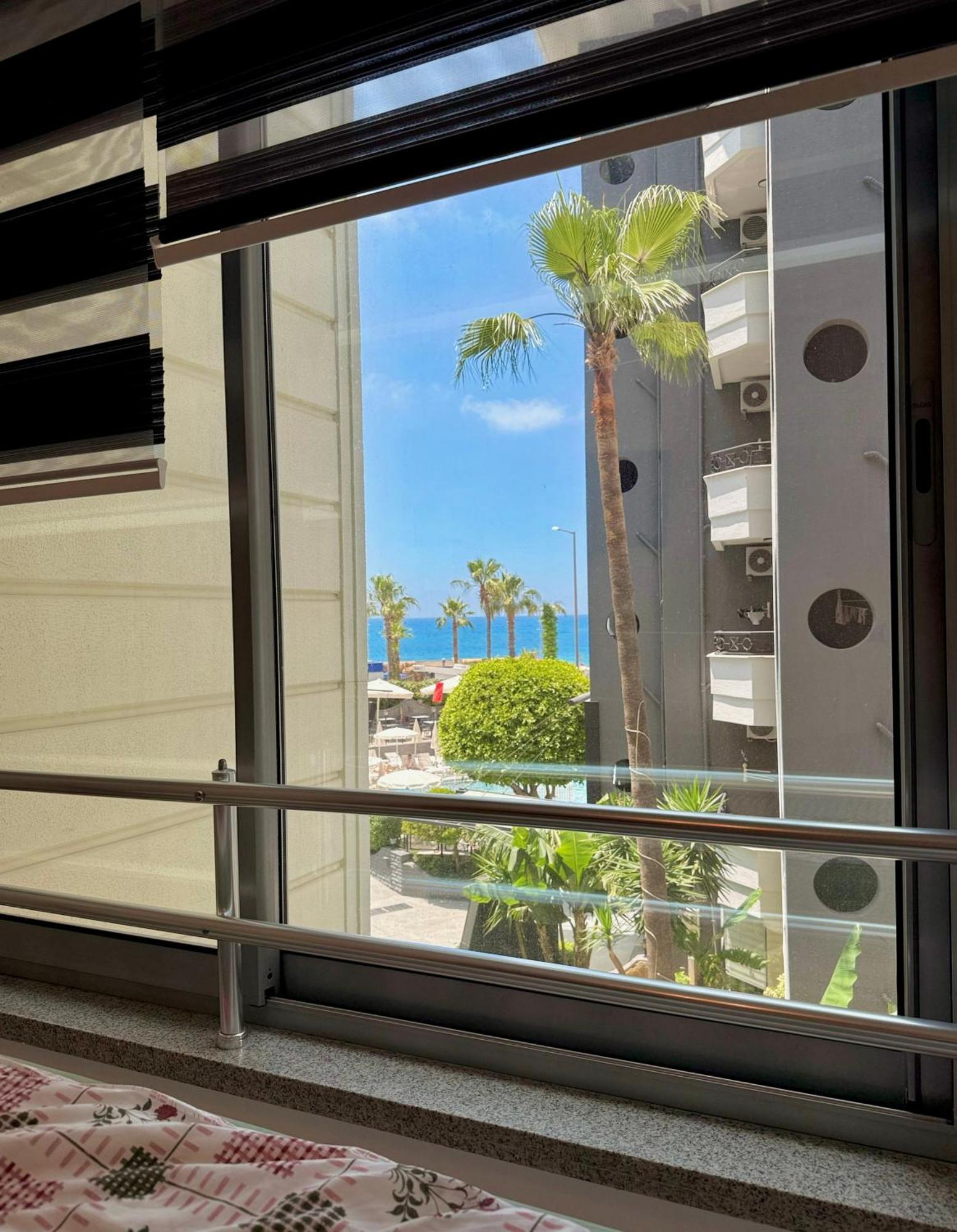 Sa Apartments! Beachfront Apartment With Sea View & Pool Alanya Exterior photo