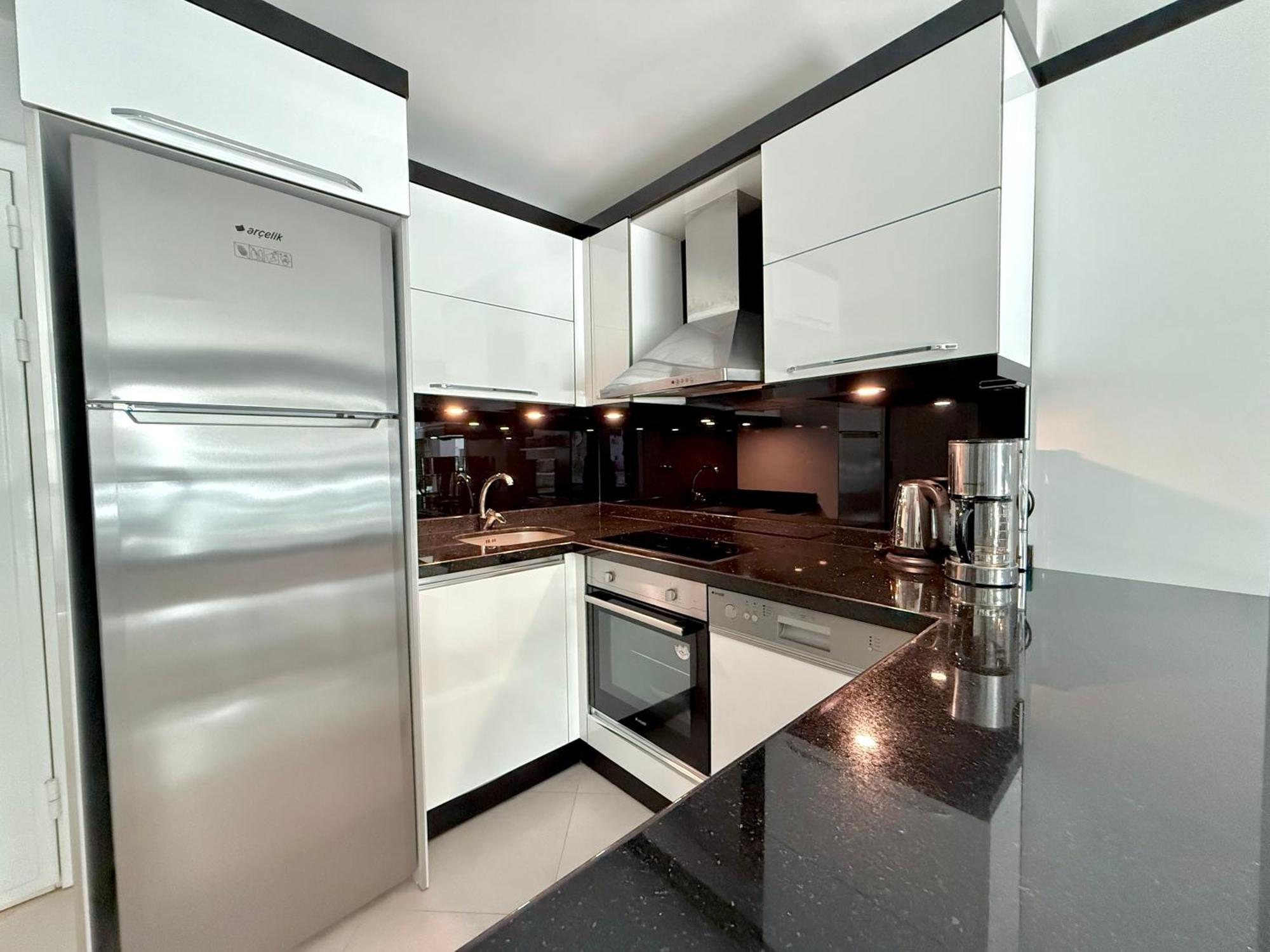 Sa Apartments! Beachfront Apartment With Sea View & Pool Alanya Exterior photo